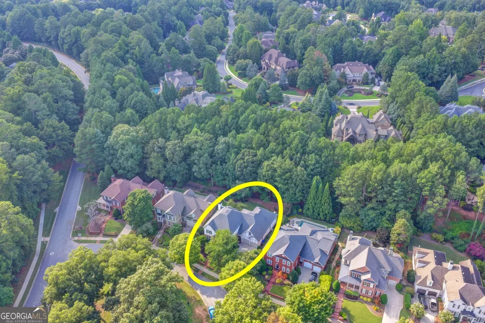 1071 Moores Walk LN Suwanee, GA 30024