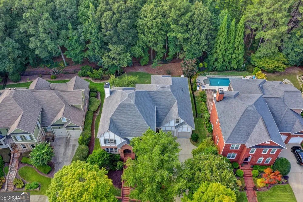 1071 Moores Walk LN Suwanee, GA 30024