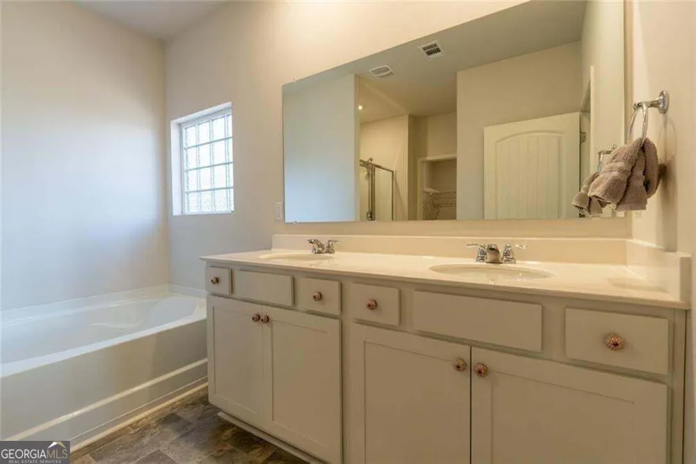 73 Valleywood CT Dawsonville, GA 30534