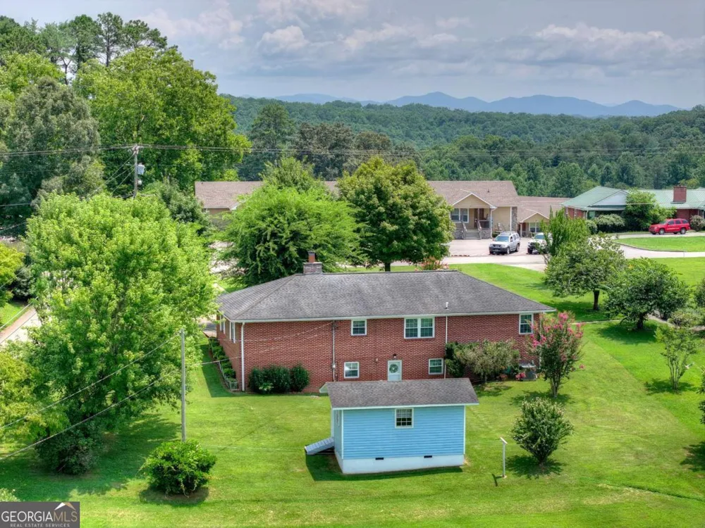 210 Lavista DR Blue Ridge, GA 30513