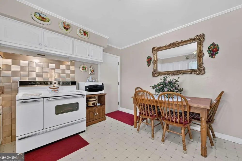 210 Lavista DR Blue Ridge, GA 30513