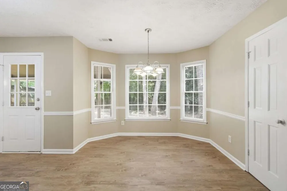 2870 Spring Ridge CIR Snellville, GA 30039