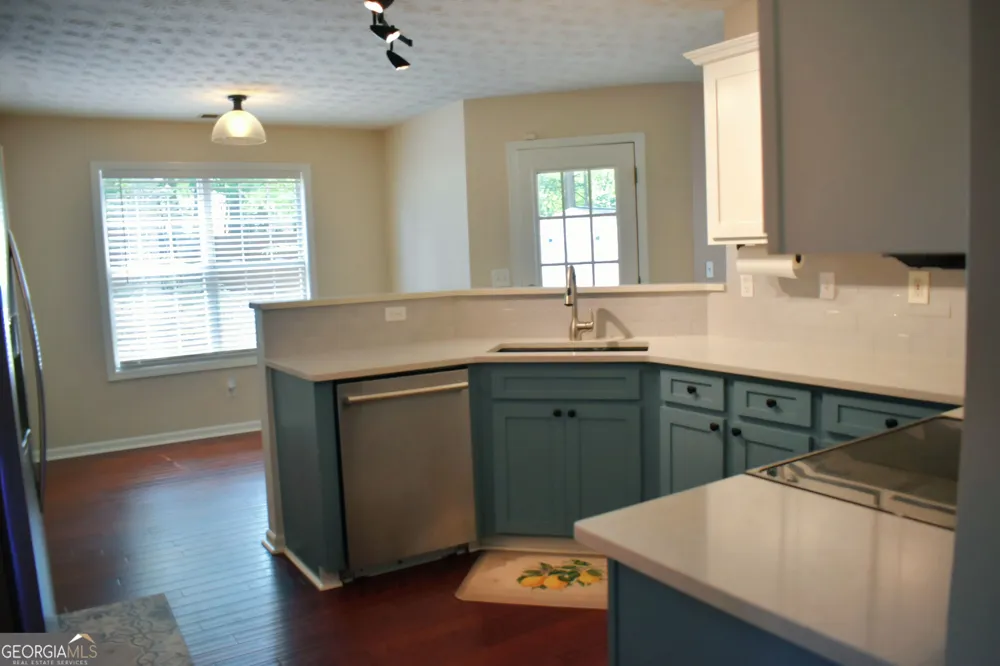 602 Penhollaway CT Loganville, GA 30052