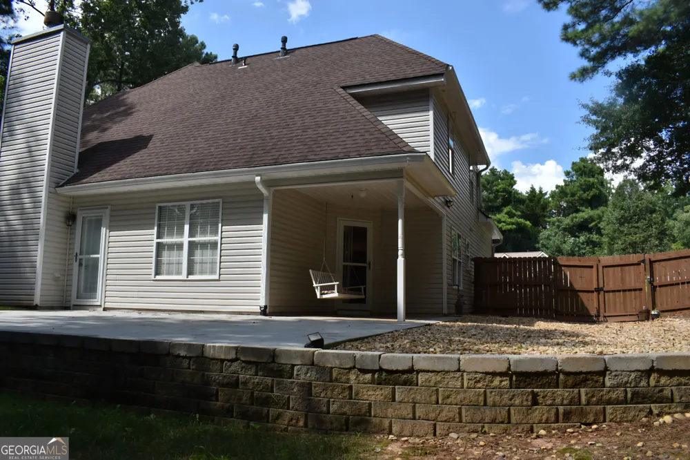 602 Penhollaway CT Loganville, GA 30052