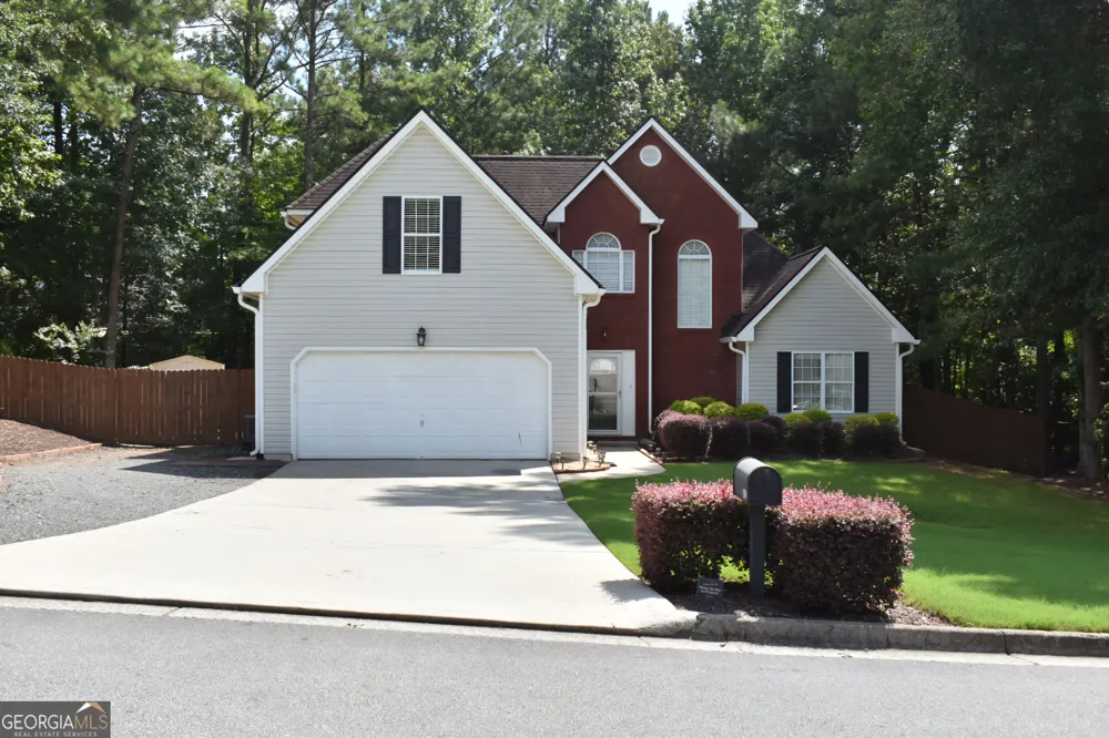 602 Penhollaway CT Loganville, GA 30052