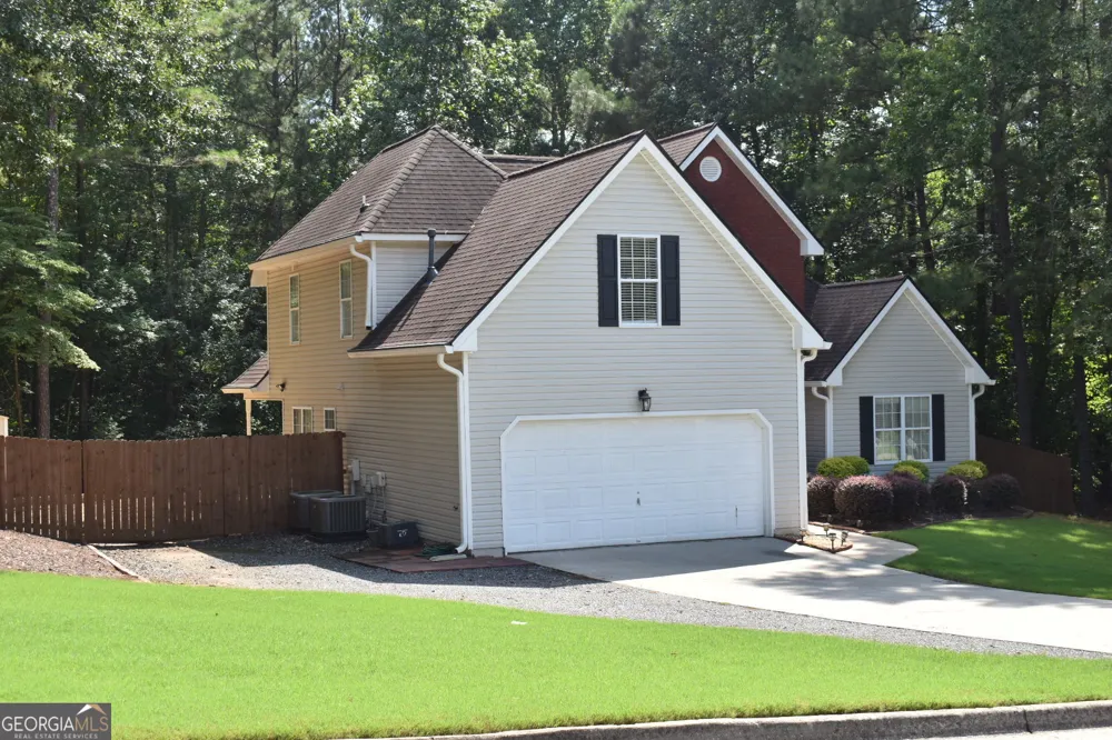 602 Penhollaway CT Loganville, GA 30052