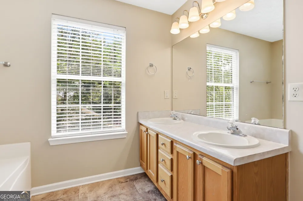 3925 Bradford Walk TRL Buford, GA 30519