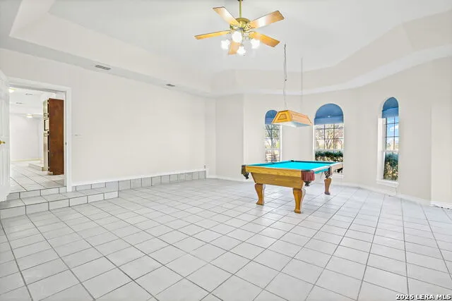 5280 Smith Rd Von Ormy, TX 78073