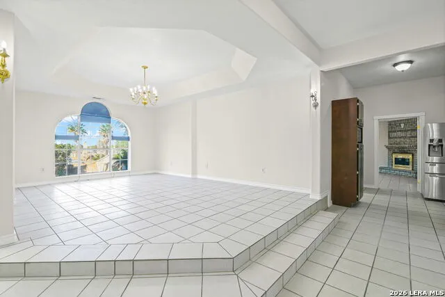 5280 Smith Rd Von Ormy, TX 78073