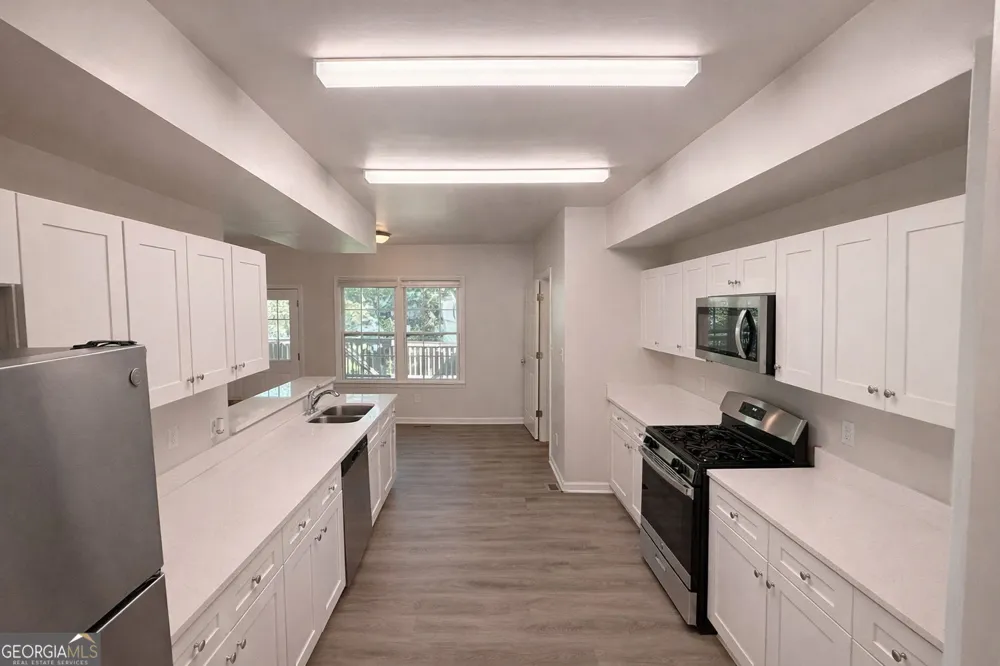 601 Mountain HBR Stone Mountain, GA 30087