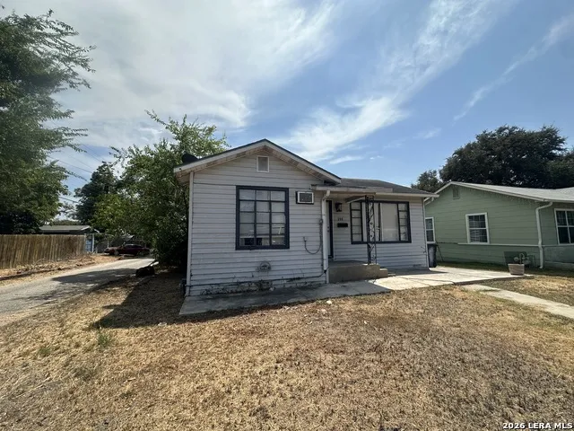 250 golden crown San Antonio, TX 78223