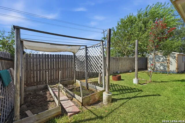 313 Chisholm Trl Seguin, TX 78155