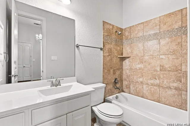 28703 Hidden Gate Boerne, TX 78015