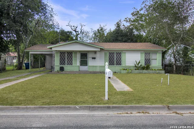 503 MONROE ST Beeville, TX 78102