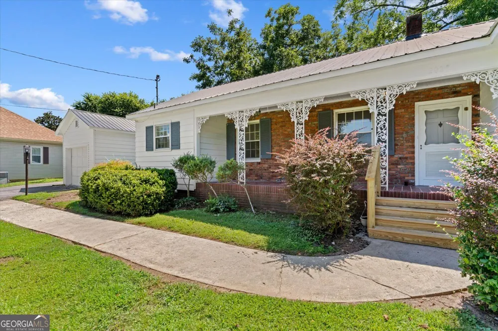 202 Jordan ST Tunnel Hill, GA 30755