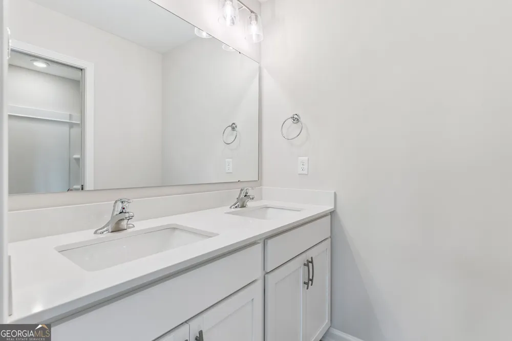 401 Yardarm LN Kingsland, GA 31548
