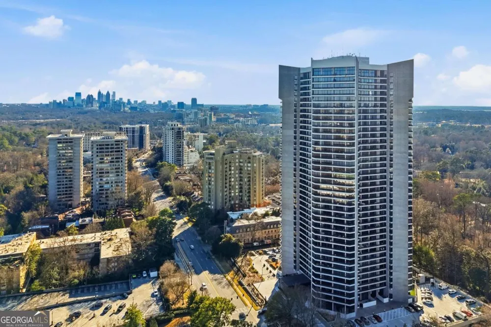 2660 Peachtree RD NW Atlanta, GA 30305