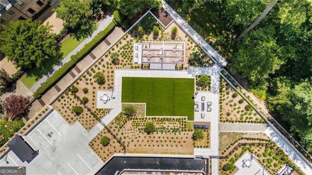 2660 Peachtree RD NW Atlanta, GA 30305