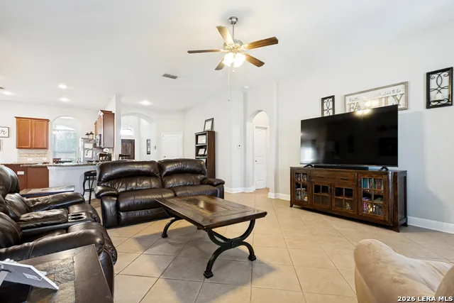 14006 Pikesdale San Antonio, TX 78253