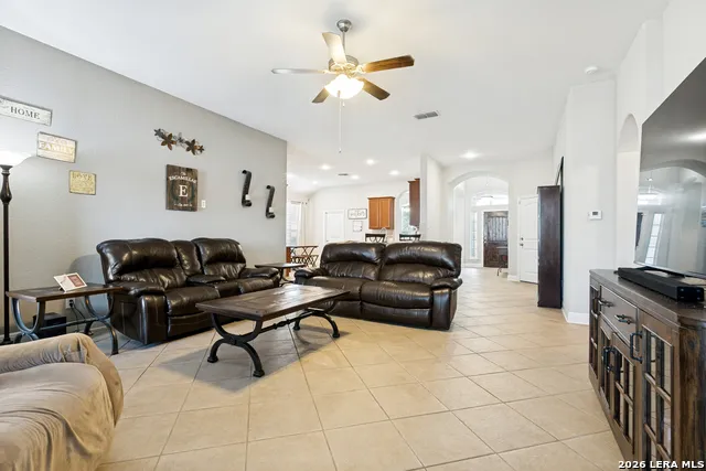 14006 Pikesdale San Antonio, TX 78253