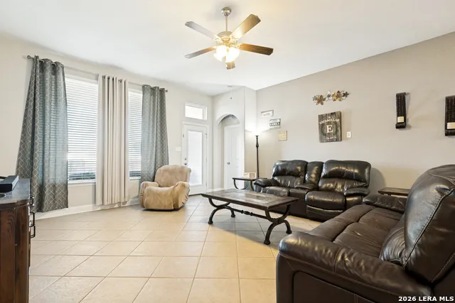14006 Pikesdale San Antonio, TX 78253