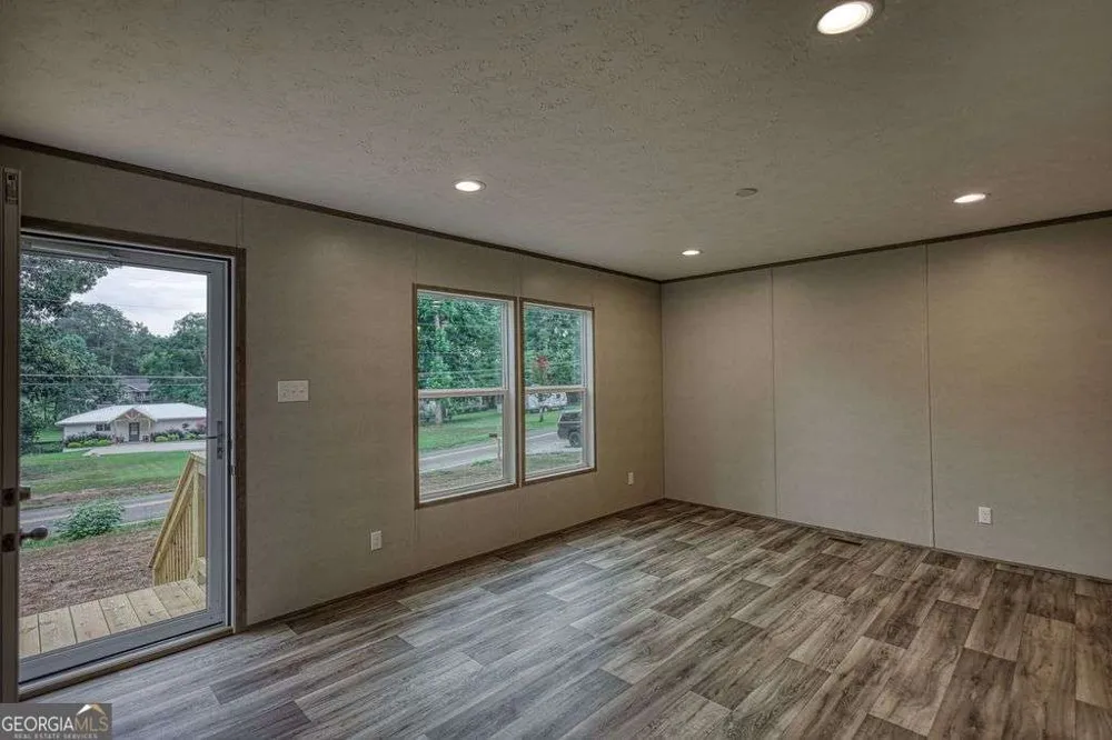230 Thomas DR Eatonton, GA 31024