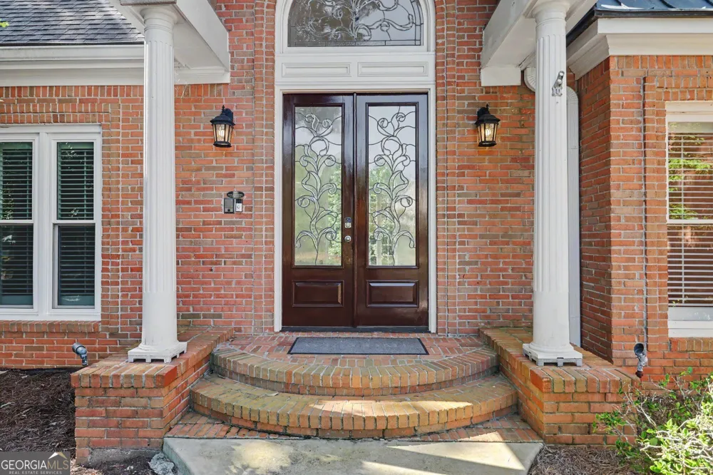 200 Wicklawn WAY Roswell, GA 30076