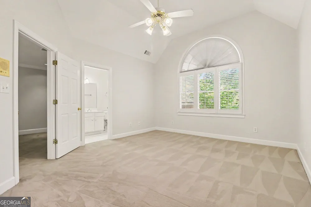 200 Wicklawn WAY Roswell, GA 30076