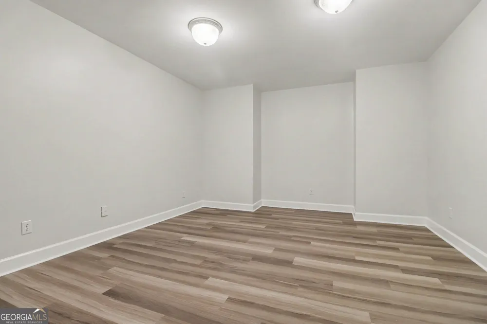 200 Wicklawn WAY Roswell, GA 30076