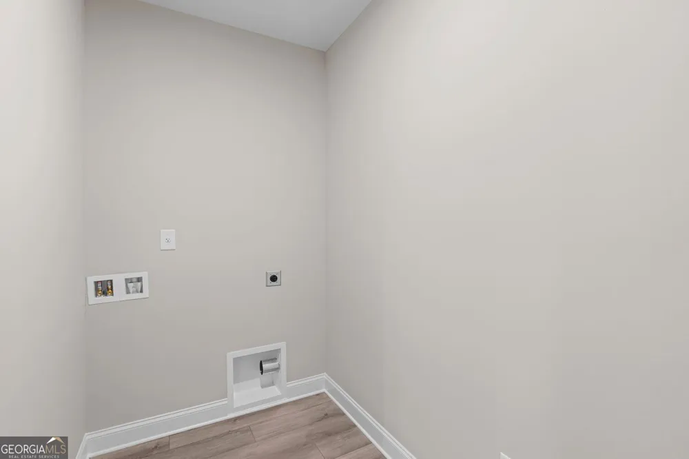 159 Hidden Fields WAY Hoschton, GA 30548