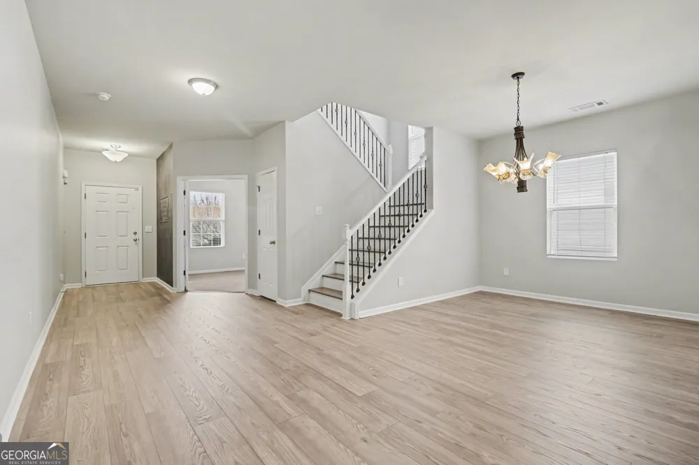 6858 Pierless AVE Sugar Hill, GA 30518