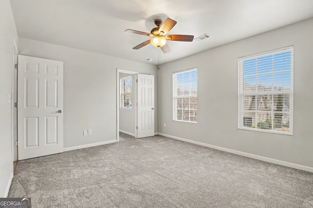 6858 Pierless AVE Sugar Hill, GA 30518