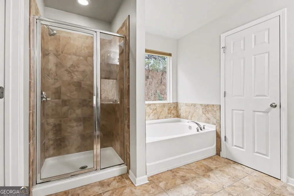 6858 Pierless AVE Sugar Hill, GA 30518