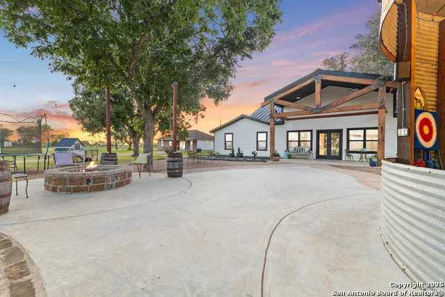 1591 Leissner School Seguin, TX 78155