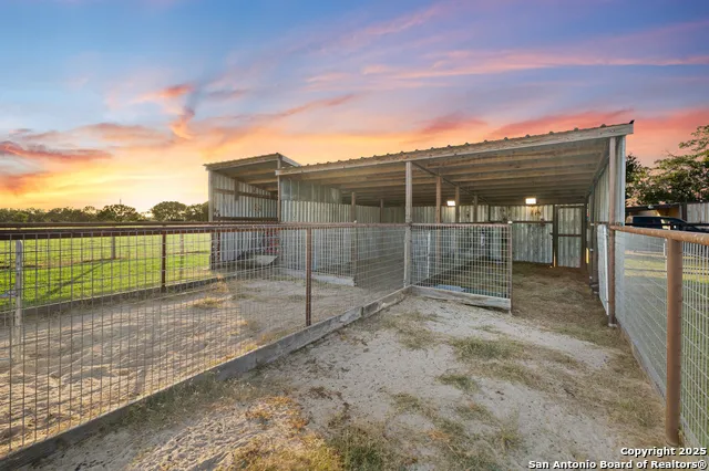 1591 Leissner School Seguin, TX 78155