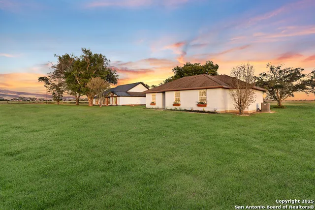 1591 Leissner School Seguin, TX 78155