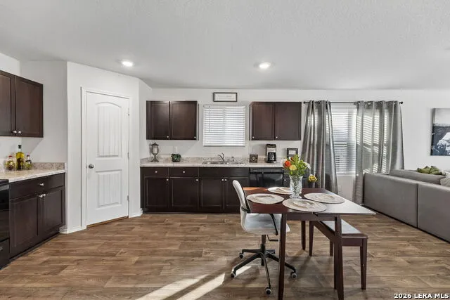 2902 LINDENWOOD RUN San Antonio, TX 78245