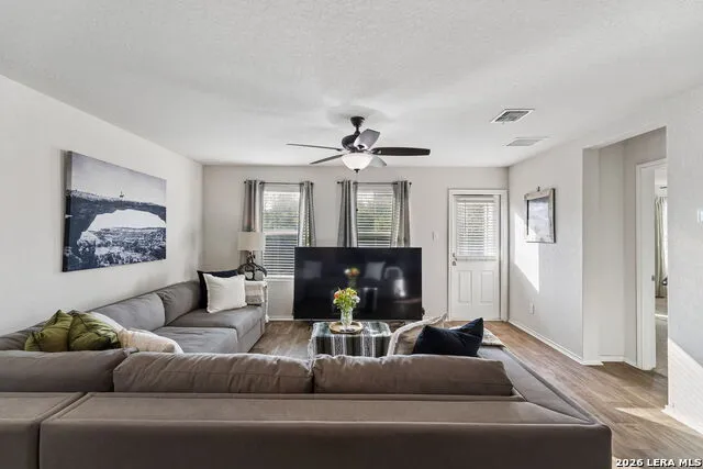 2902 LINDENWOOD RUN San Antonio, TX 78245