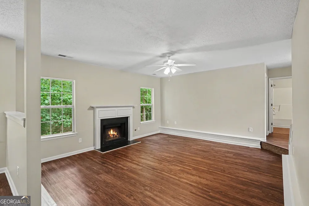 129 Kentwood Springs DR Hampton, GA 30228