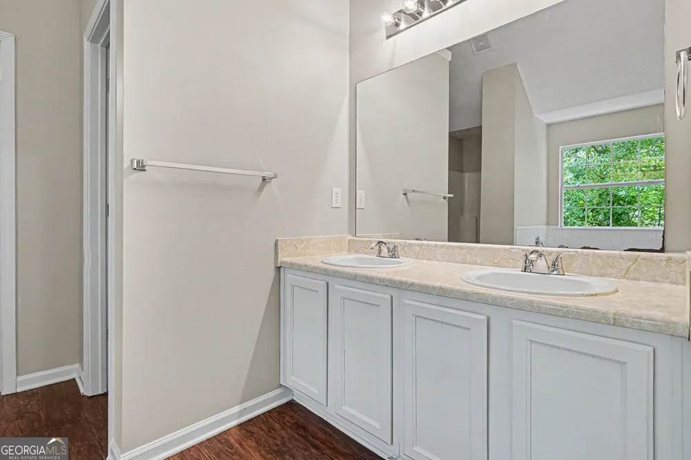 129 Kentwood Springs DR Hampton, GA 30228