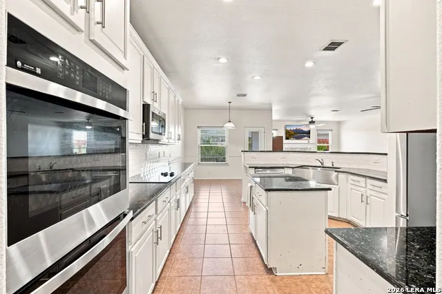 3627 Running Ranch San Antonio, TX 78261