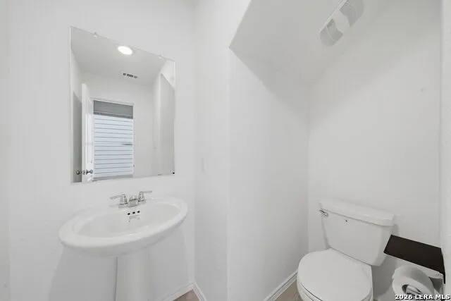 7663 Aston Cross San Antonio, TX 78253