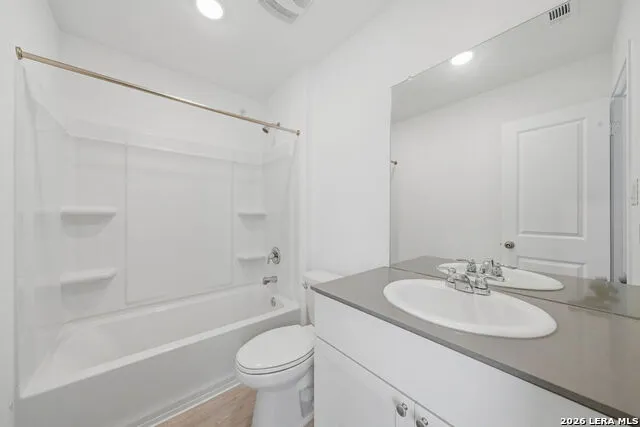 7663 Aston Cross San Antonio, TX 78253