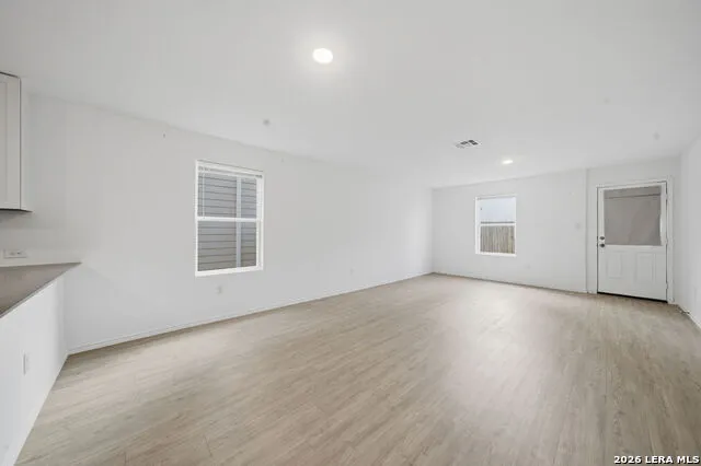 7663 Aston Cross San Antonio, TX 78253