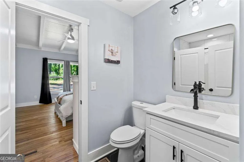 2061 Shady LN Tucker, GA 30084