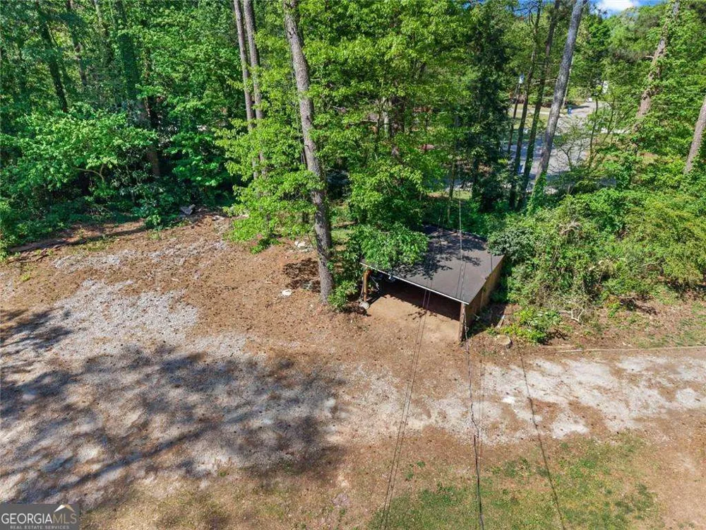2061 Shady LN Tucker, GA 30084