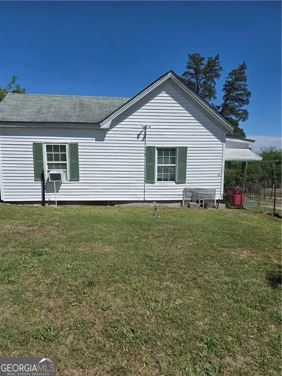 884 Cowan ST Macon, GA 31217