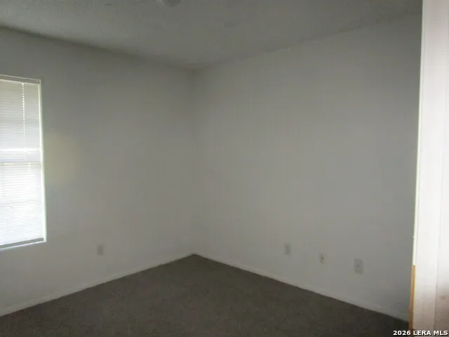 506 E SARAH ST Beeville, TX 78102