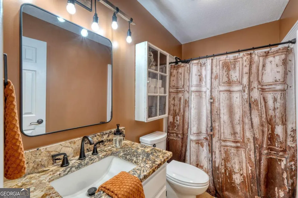 18 Tranquility TRL Blairsville, GA 30512