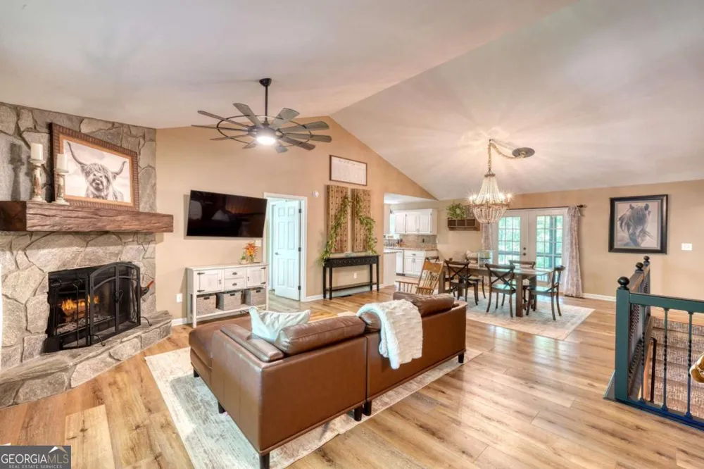 18 Tranquility TRL Blairsville, GA 30512
